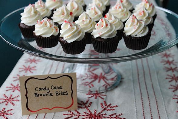 Candy Cane Brownie Bites